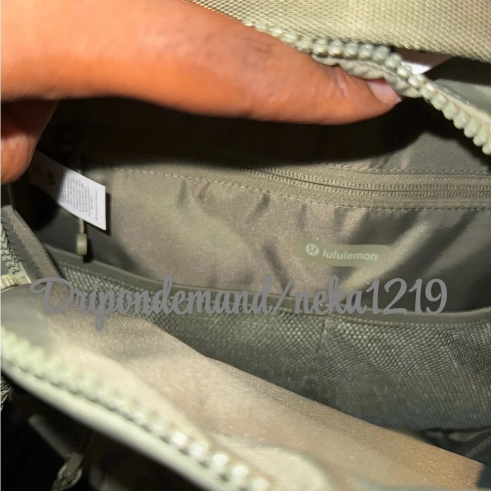 Lululemon New Crew Backpack 22L Updated- Bay Leaf